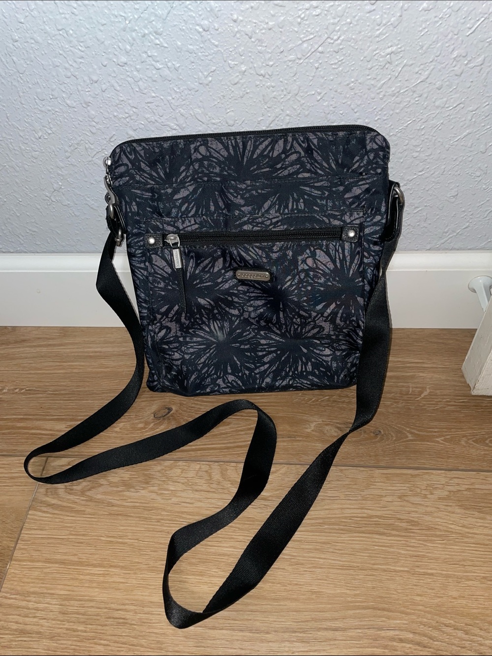 Baggallini Go Bagg Crossbody Bag